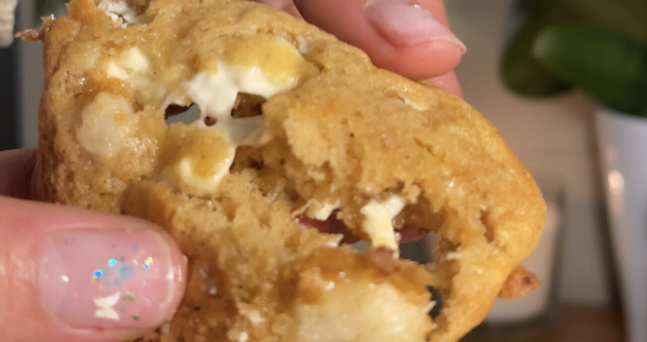 White Chocolate “pear pie filling” Cookies