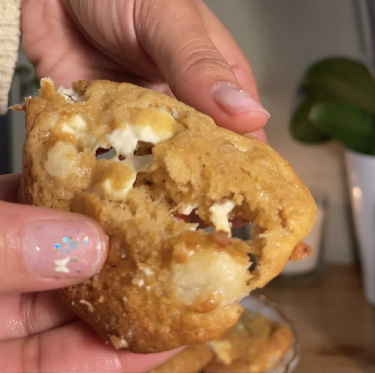 White Chocolate “pear pie filling” Cookies