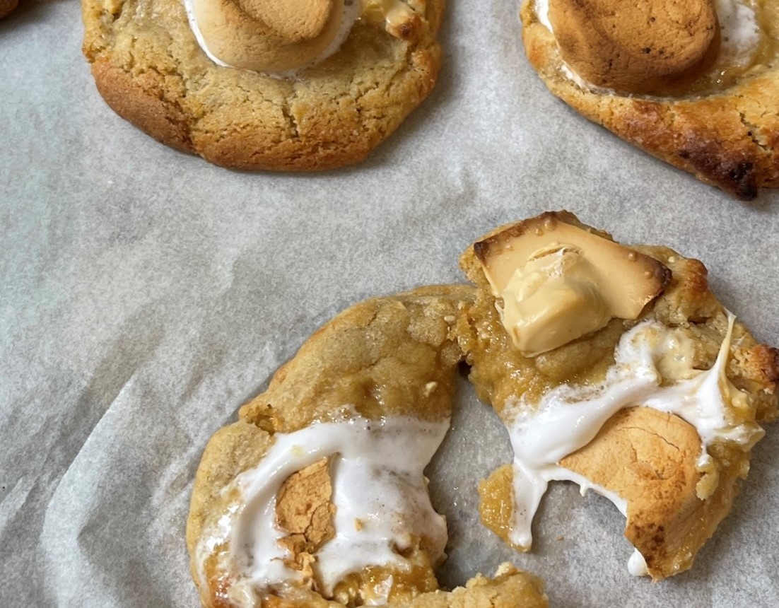 s'more cookies with caramilk
