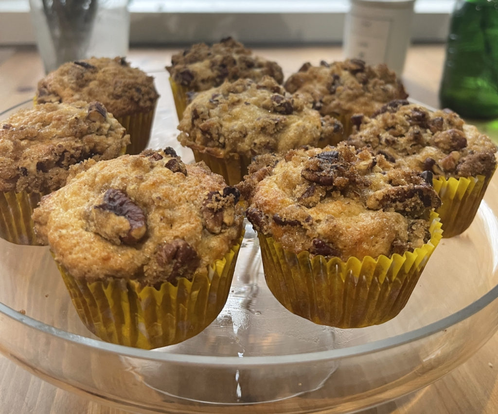 pecan banana muffins