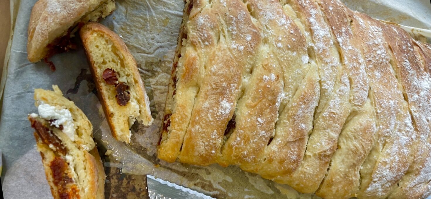 Goat cheese & sun dried tomato braided bread