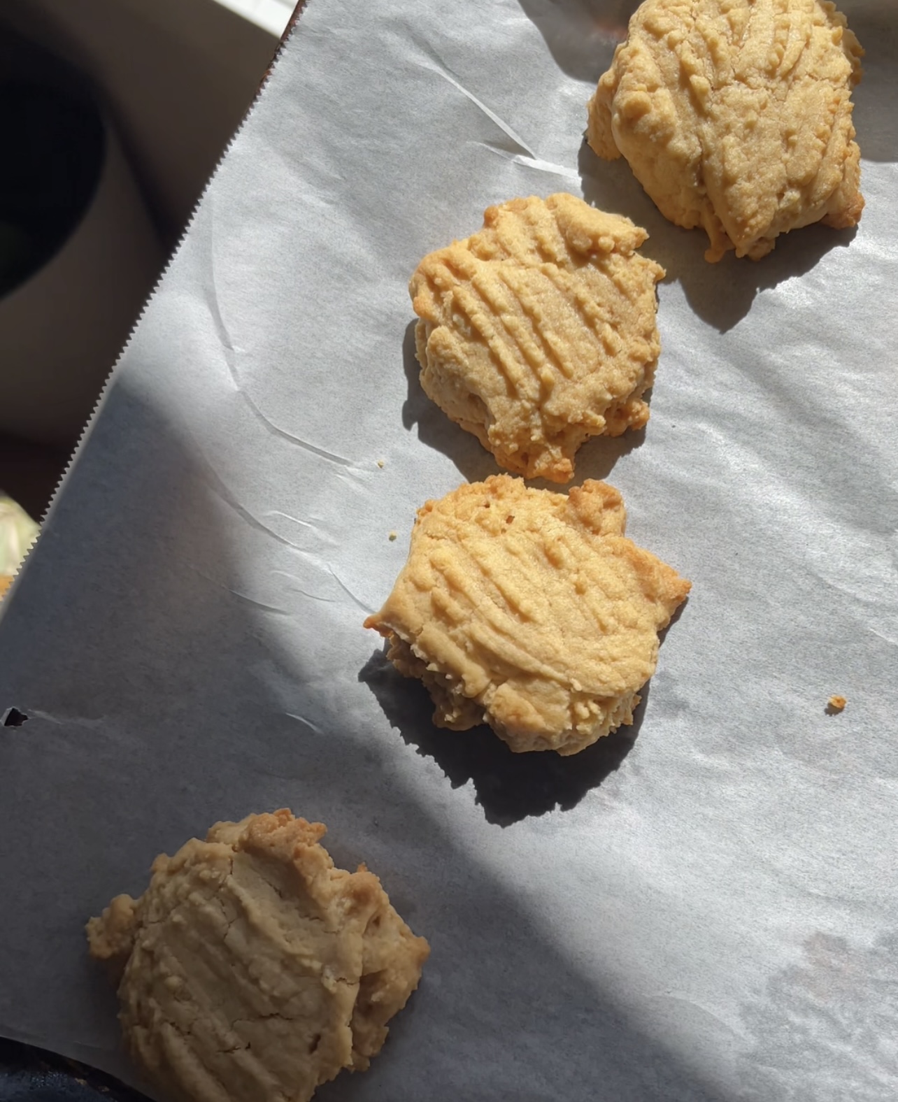 Simple peanut butter cookies